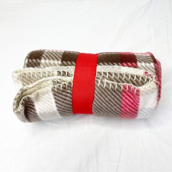 Cannon Fleece Blanket Red Plaid Throw Warm and Soft Holliday Christmas - Picture 4 of 9